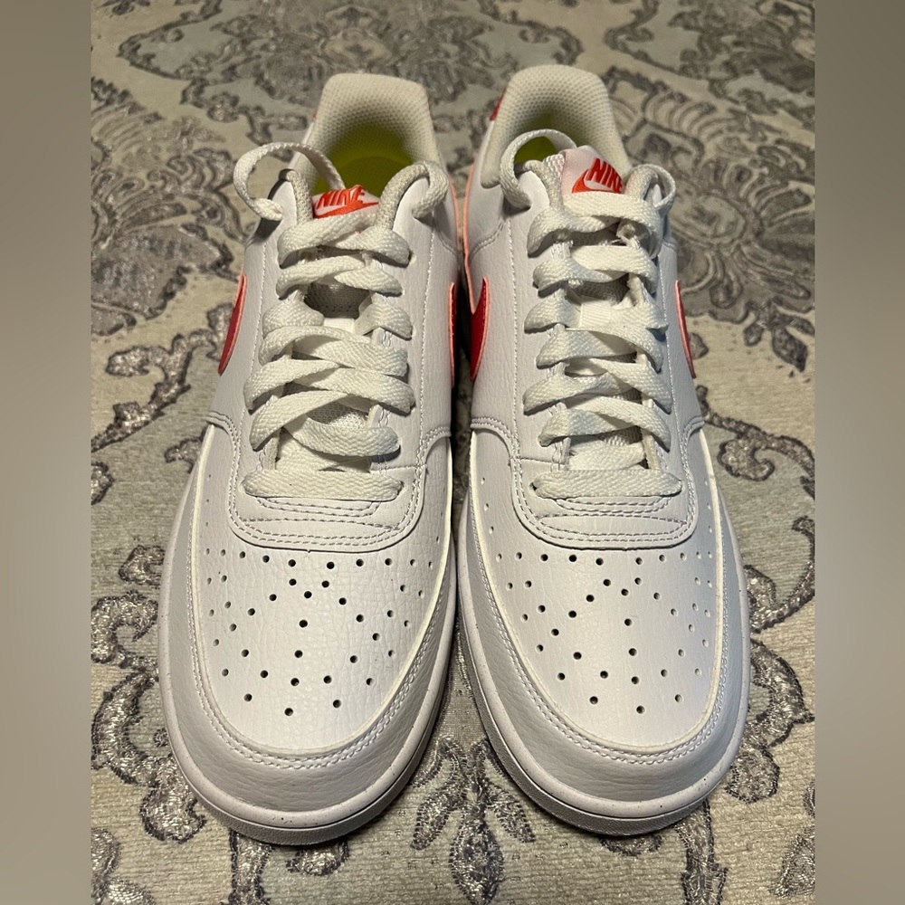 Nike Court Vision Low Top Shoes - Picture 3 of 7
